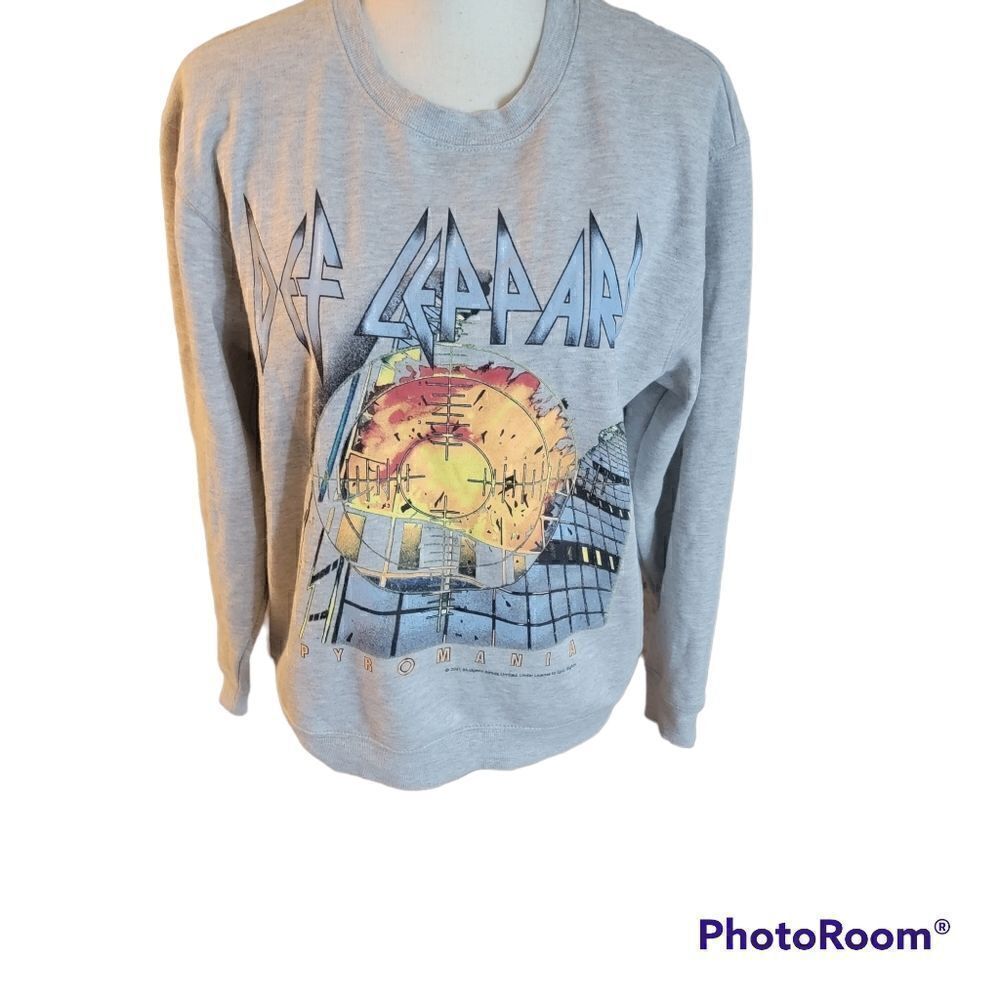 Vinyl Icons "Def Leppard " Sweatshirt. Size XS.